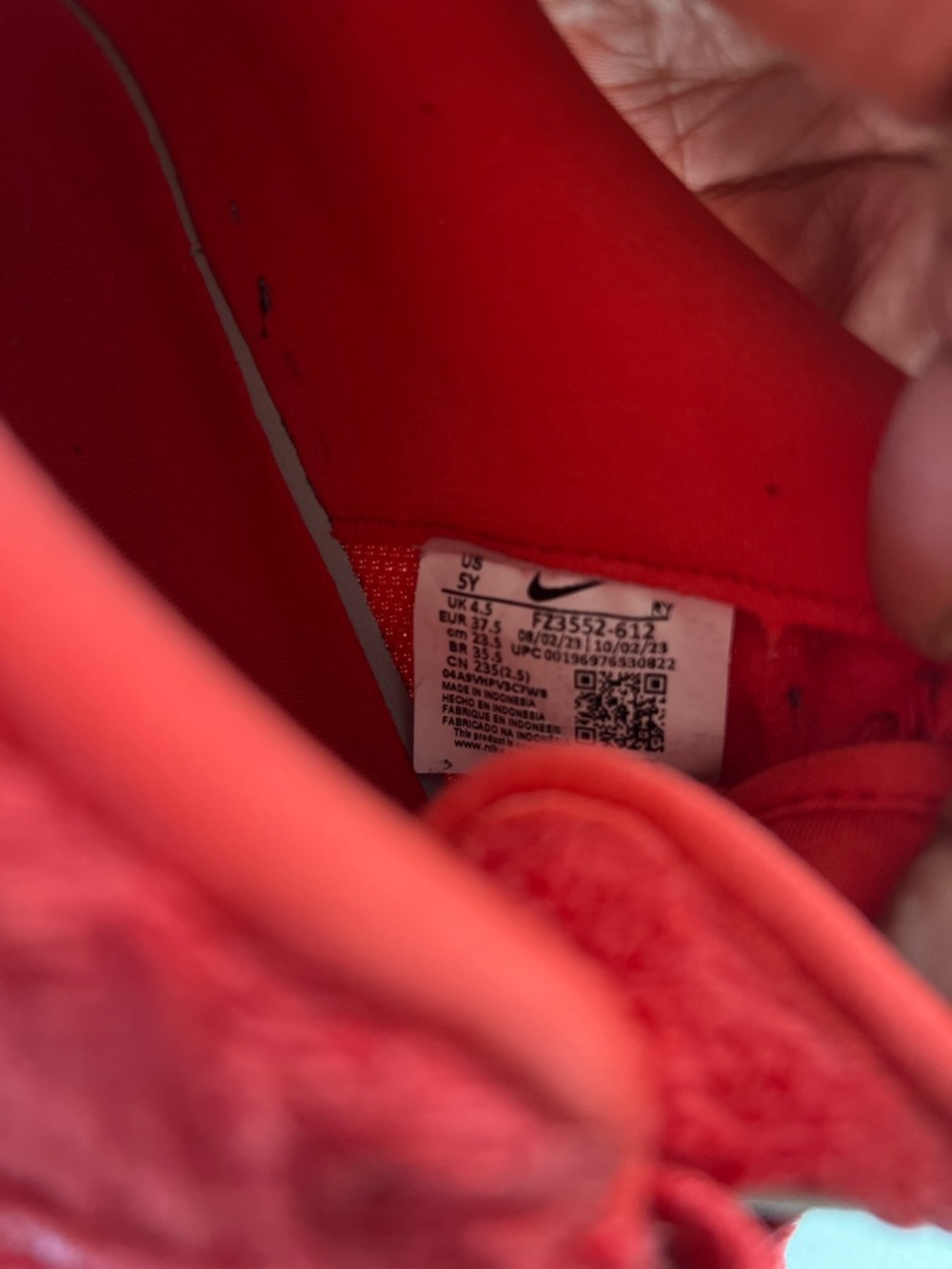 Nike Air Force One Valentine's Day Fleece Teddy Sneakers Fuzzy Size Youth 5 - Picture 12 of 12